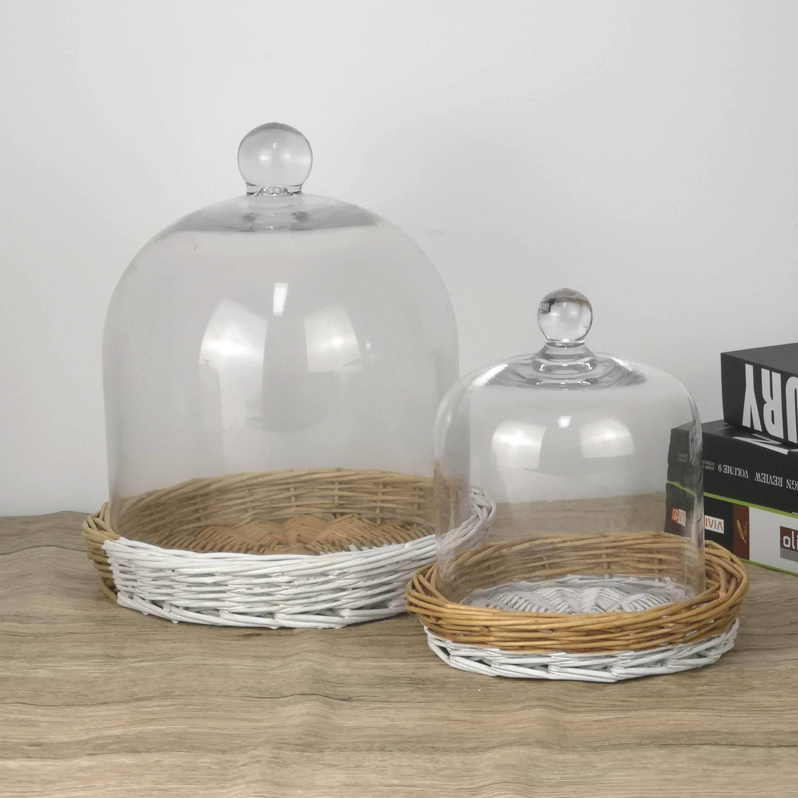Small Round Shape Glass Cake Cover Dome with Rattan Wrapped Base GZ1790	