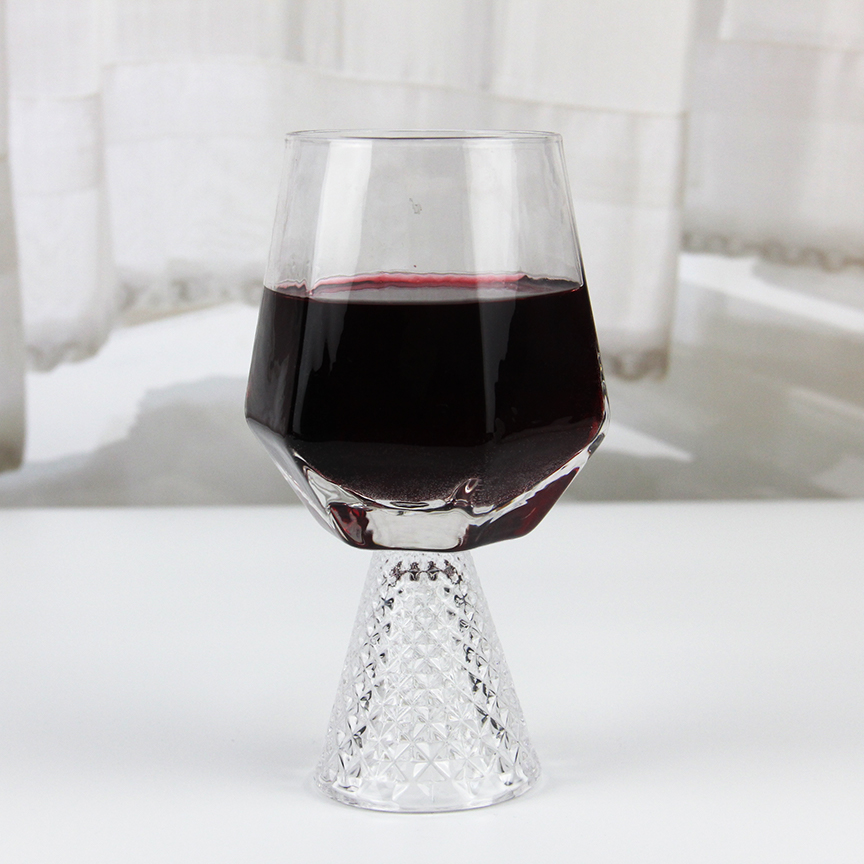 Retro Transparent Wine Glass with Thick Stem HJB1286