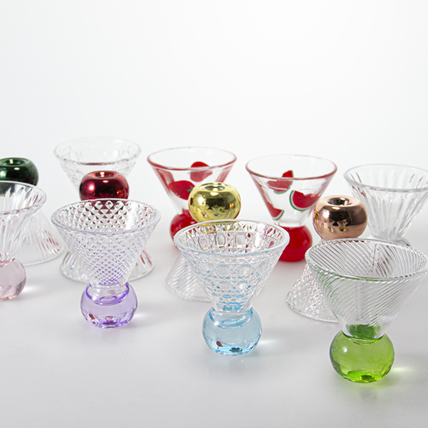2 Colors Cute Eco-Friendly Transparent Shot Glass with Ball Bottom for Promotional Giveaways ST367-S